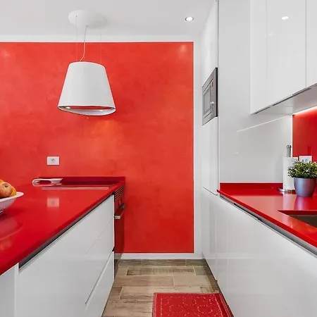 アパート Ines Luxury アデヘ