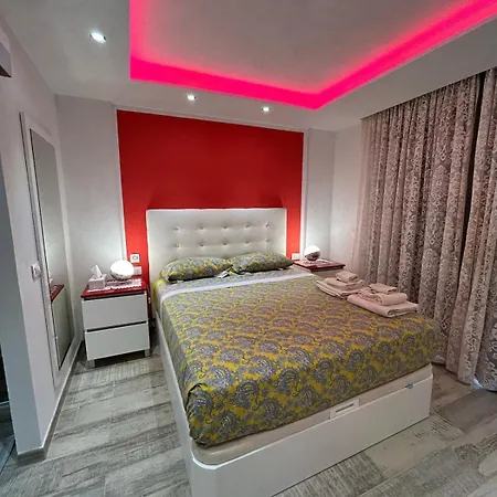 Ines Luxury - Pool - Apartament *