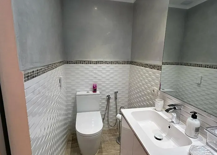 Ines Luxury דירה אדחה