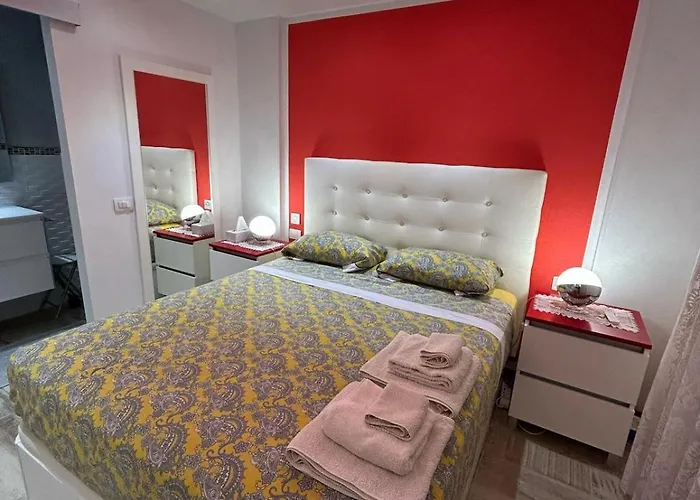 Ines Luxury אדחה